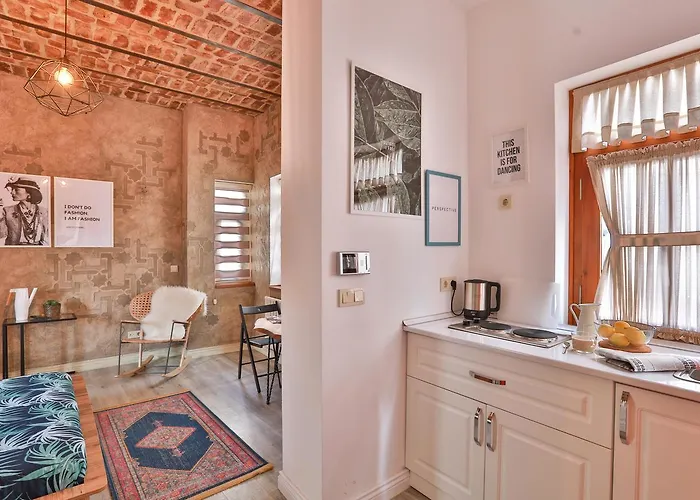 Flats Company -mujgan