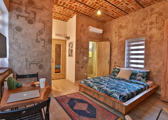 Flats Company -mujgan *