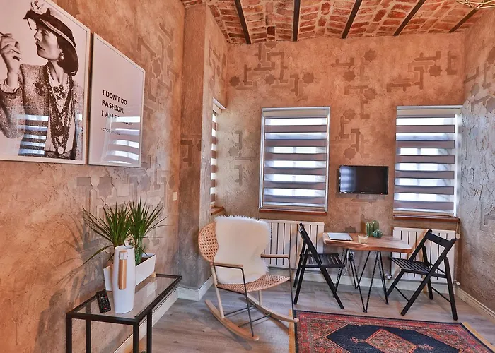 Flats Company -mujgan *