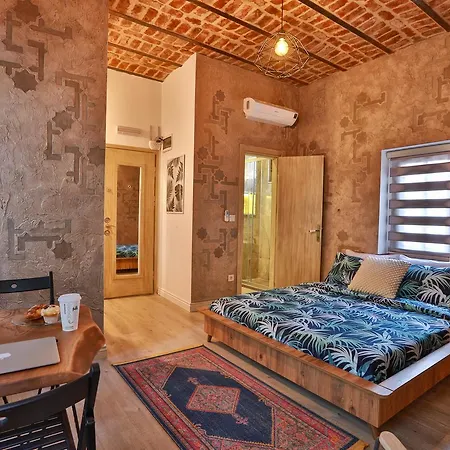 Flats Company -mujgan *